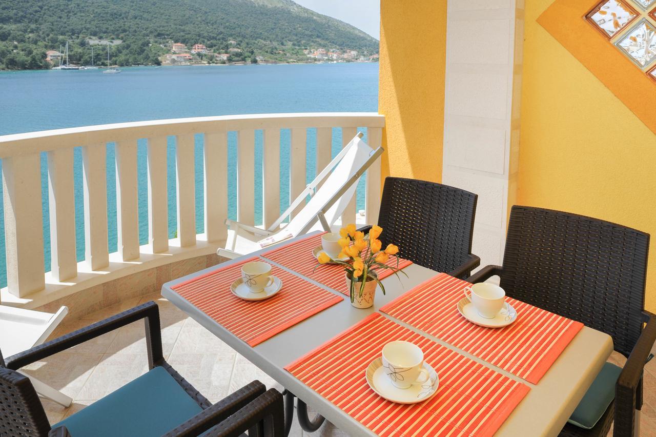 Vila More Grebaštica Exterior foto